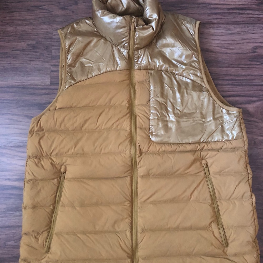 Lululemon Navigation Vest Bronze Gold 6
